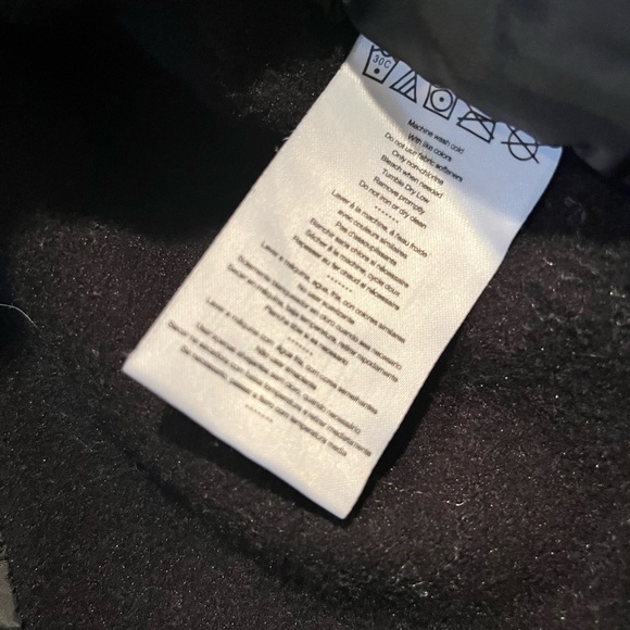 women Polaris soft shell jacket black/hot pink trim. Snowmobile Size medium. - Picture 8 of 10